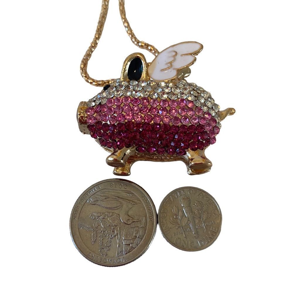 Sparkly Adorable Flying Pig Necklace on Long Gold Toned Chain. - Picture 8 of 8